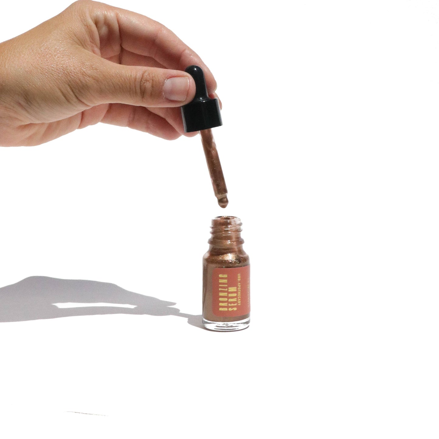 Illuminating Serums - Minimalist Makeup & Facial Serum: HIGHLIGHTING SERUM